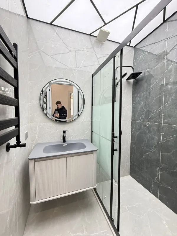 Kirayə verilir 3 otaqlı mənzil 121 m²