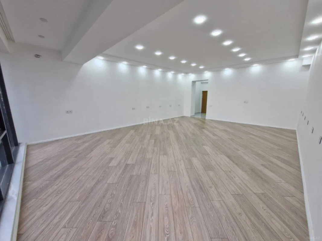 Satılır 2 otaqlı ofis 68 m²