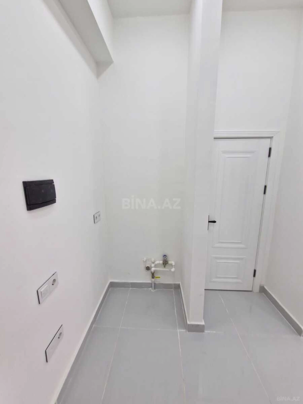 Satılır 2 otaqlı ofis 68 m²