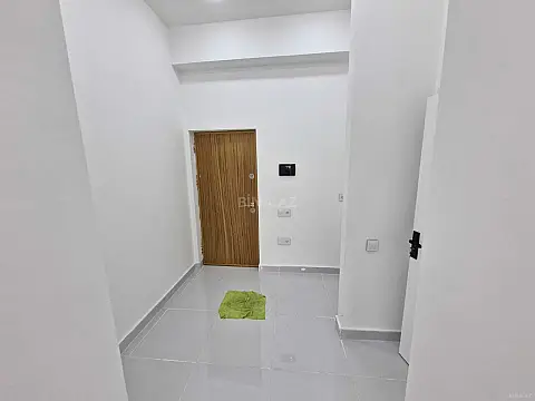 Satılır 2 otaqlı ofis 68 m²