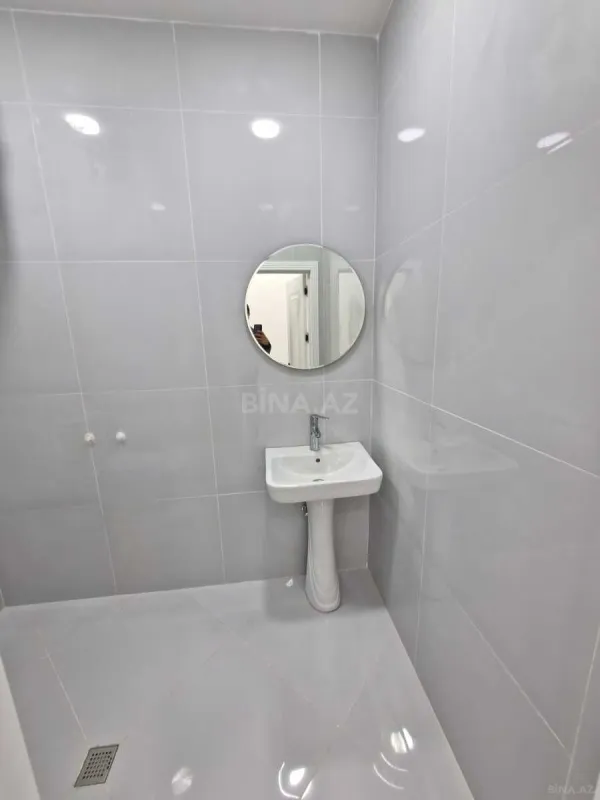 Satılır 2 otaqlı ofis 68 m²