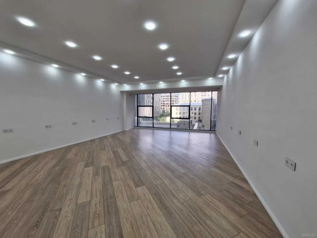Satılır 2 otaqlı ofis 68 m²