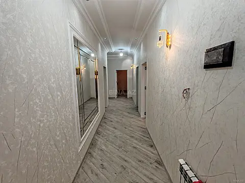 Satılır 4 otaqlı həyət evi 220 m²