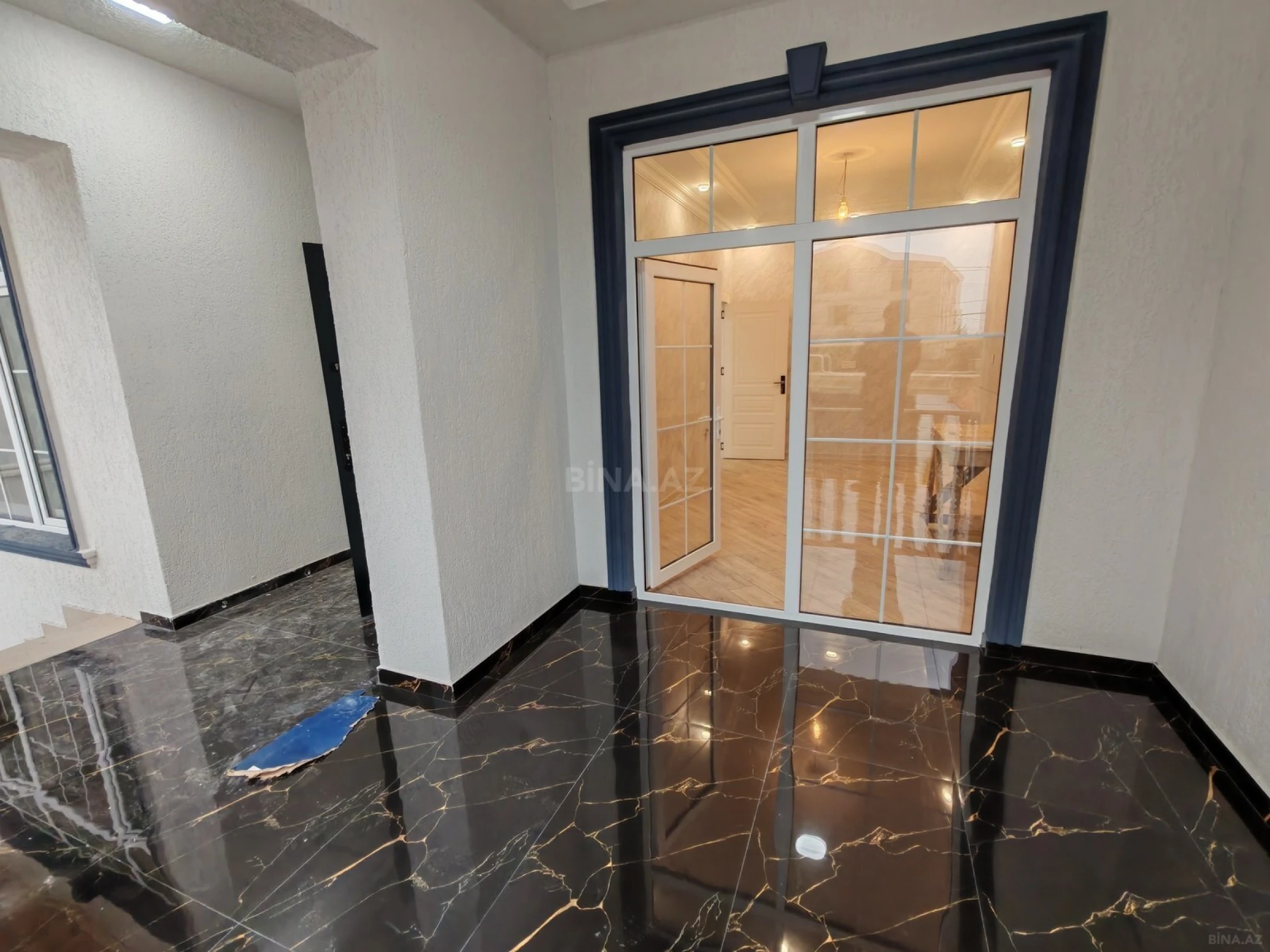 Satılır 4 otaqlı həyət evi 220 m²