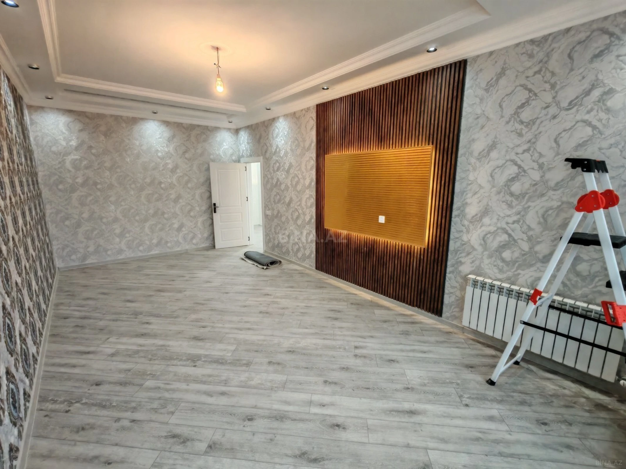 Satılır 4 otaqlı həyət evi 220 m²