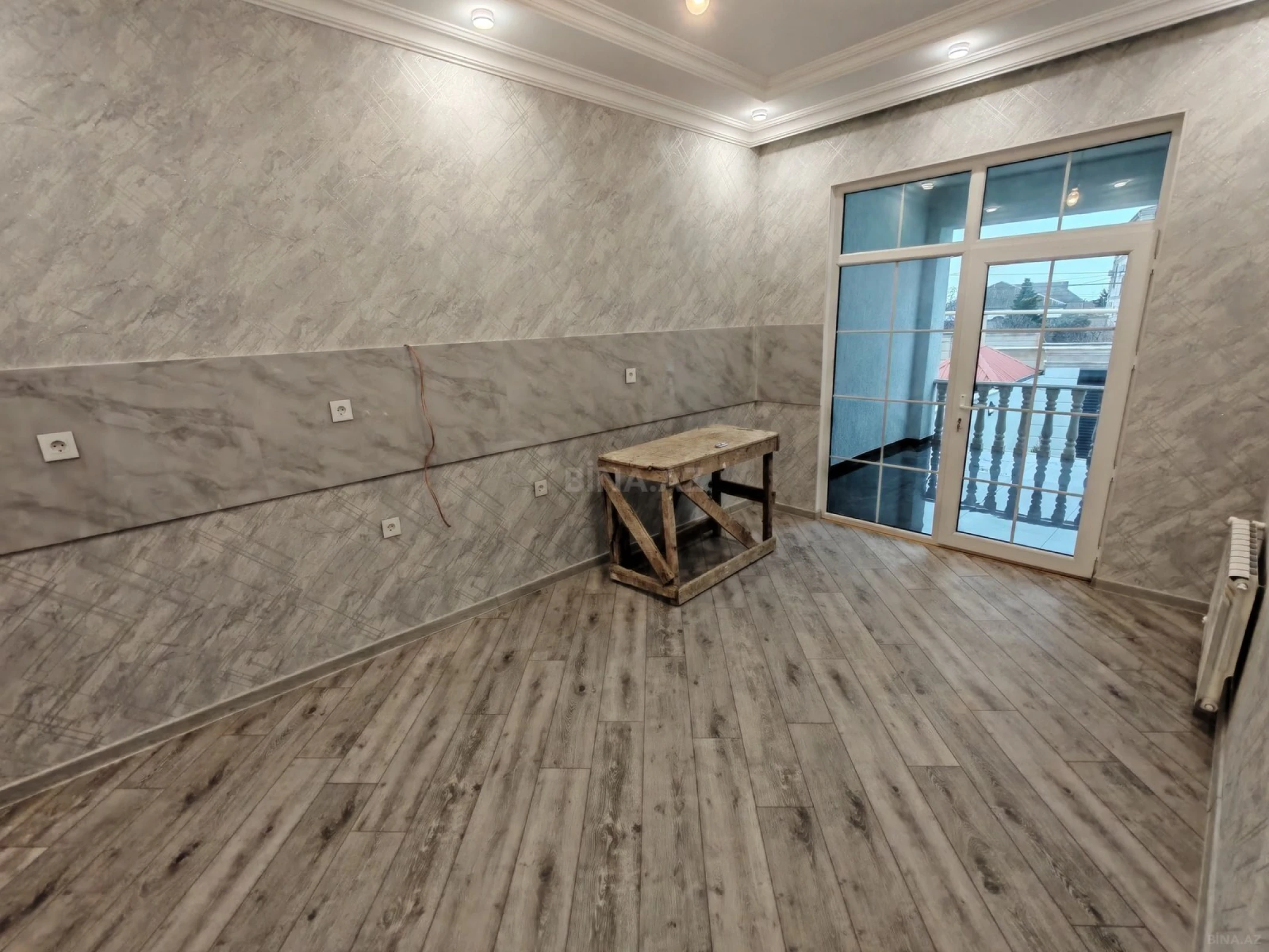 Satılır 4 otaqlı həyət evi 220 m²