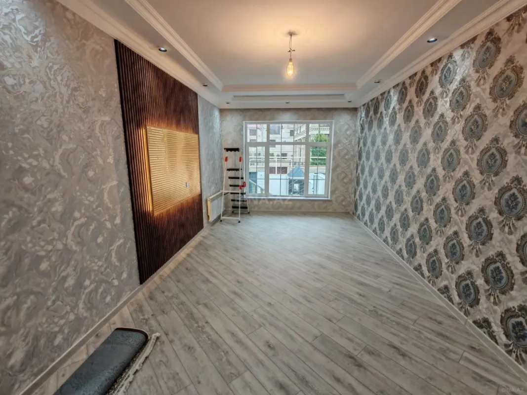 Satılır 4 otaqlı həyət evi 220 m²