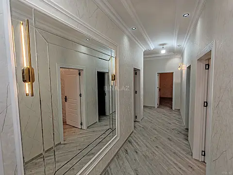 Satılır 4 otaqlı həyət evi 220 m²