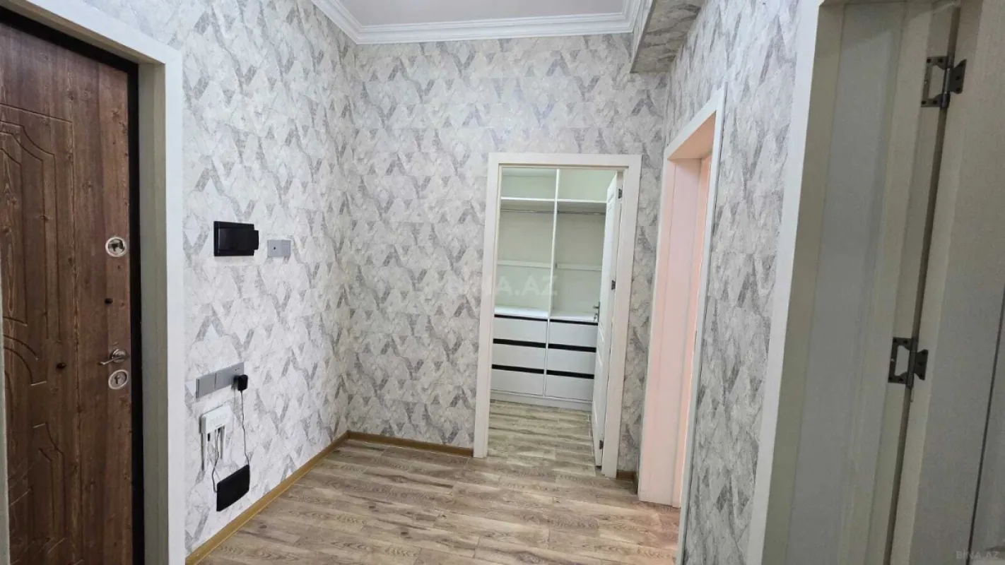 Kirayə verilir 2 otaqlı mənzil 60 m²