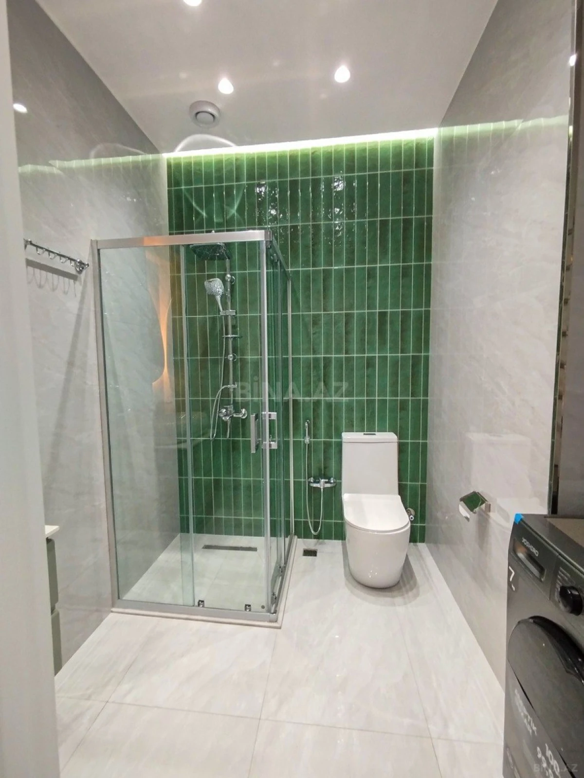 Kirayə verilir 2 otaqlı mənzil 60 m²