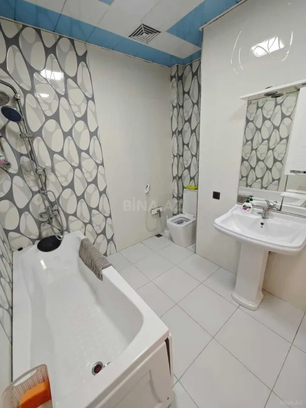 Kirayə verilir 4 otaqlı mənzil 170 m²