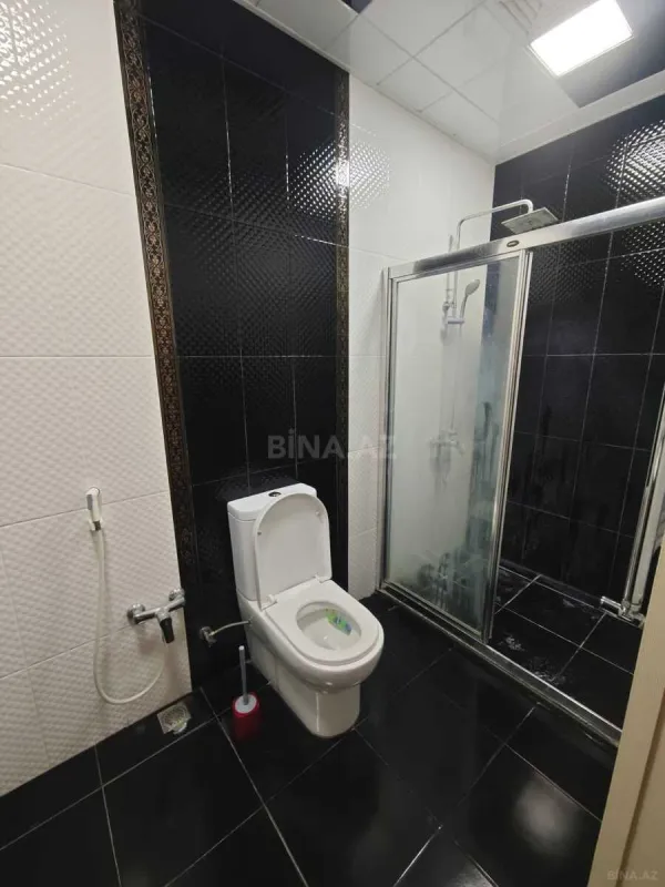 Kirayə verilir 4 otaqlı mənzil 170 m²
