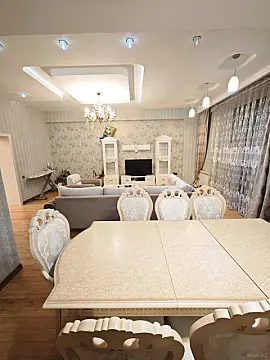Kirayə verilir 4 otaqlı mənzil 170 m²