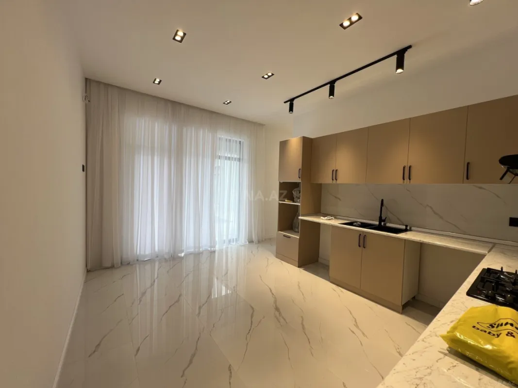 Satılır 4 otaqlı həyət evi 120 m²