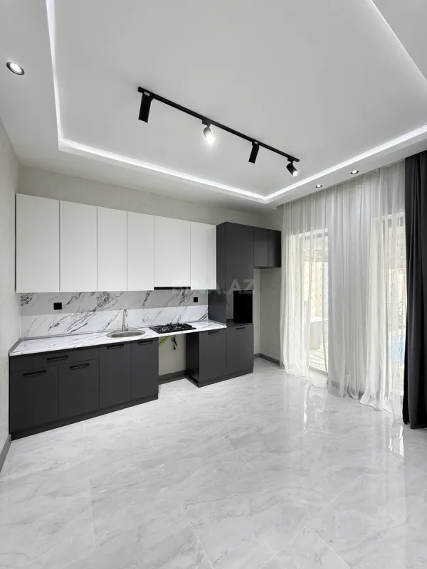 Satılır 4 otaqlı həyət evi 140 m²