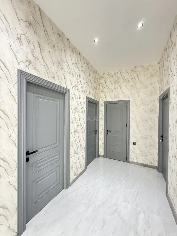 Satılır 4 otaqlı həyət evi 140 m²