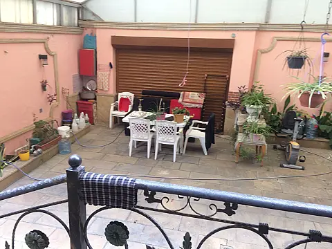 Satılır 5 otaqlı həyət evi 220 m²