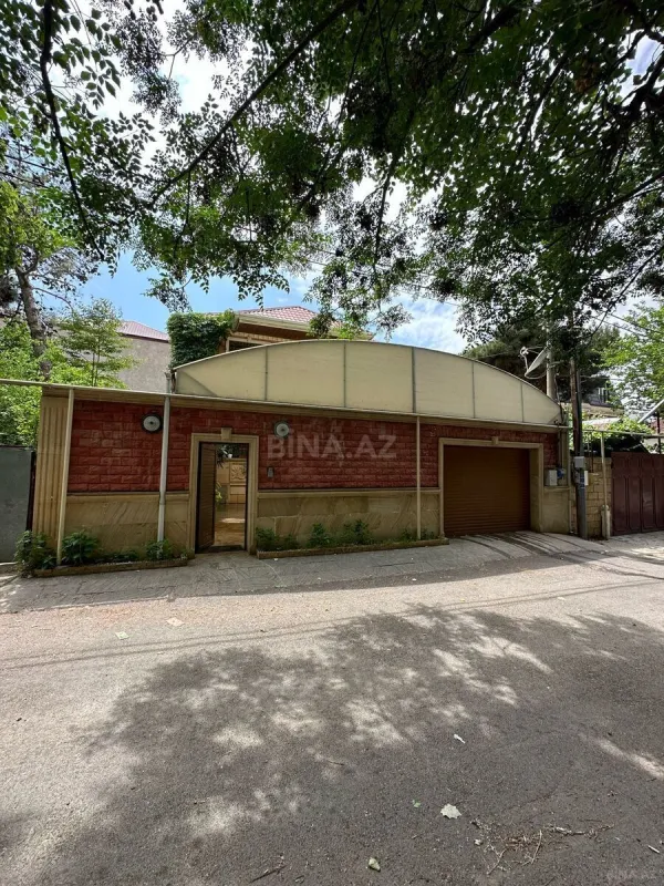 Satılır 5 otaqlı həyət evi 220 m²
