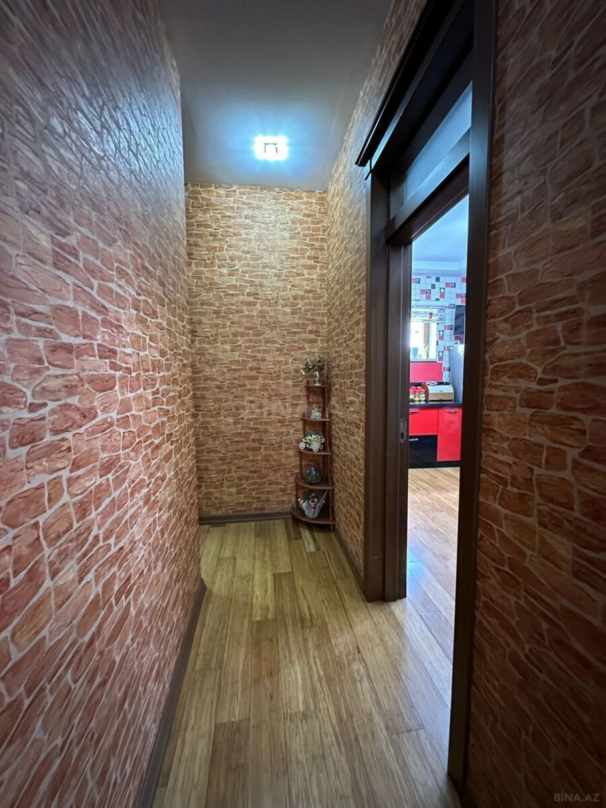 Satılır 5 otaqlı həyət evi 220 m²