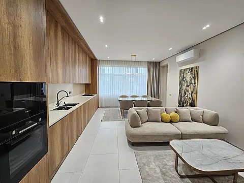 Satılır 3 otaqlı mənzil 110 m² — Bakı 3 otaq 110.00 m²