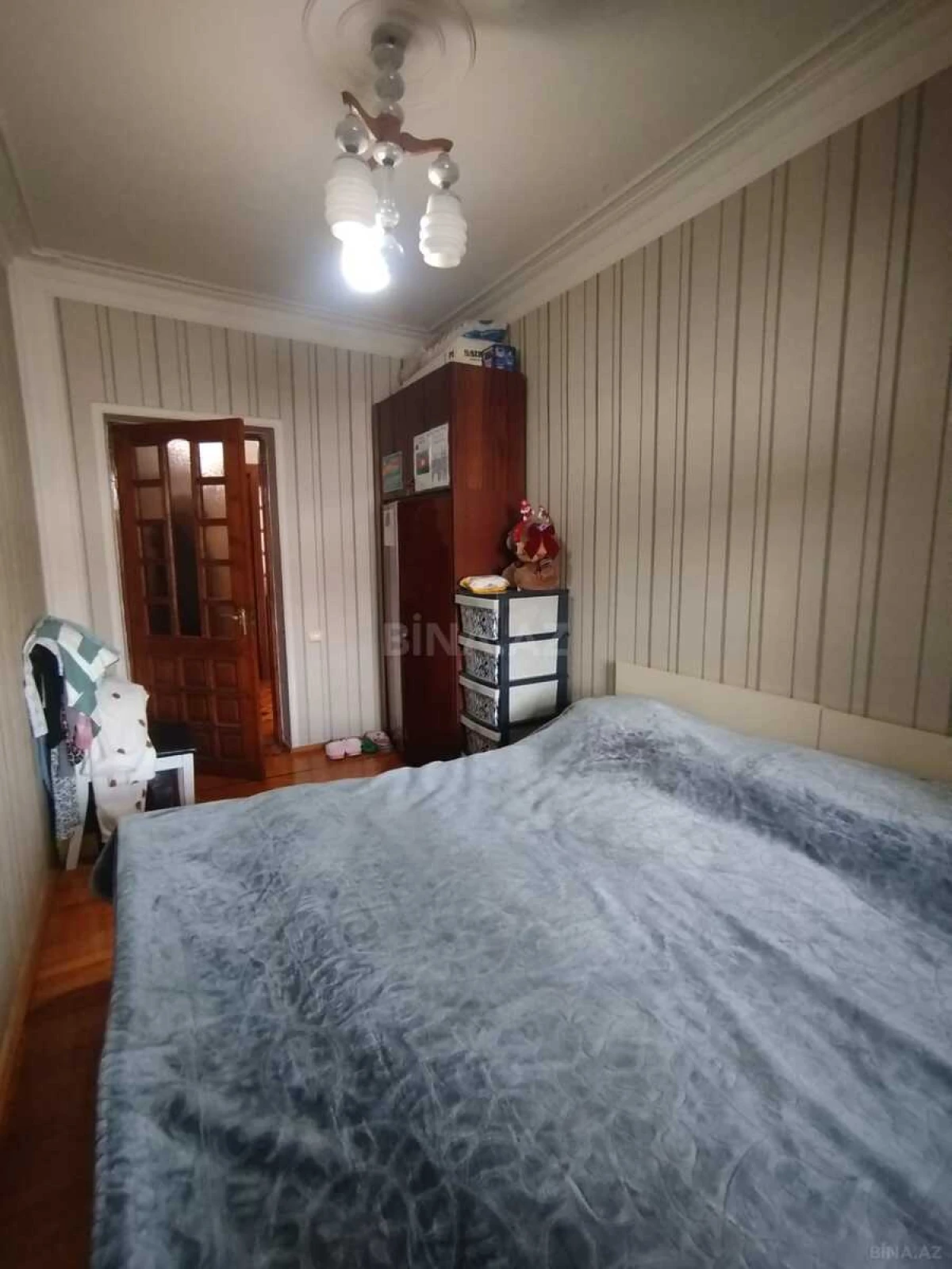 Satılır 4 otaqlı mənzil 100 m²