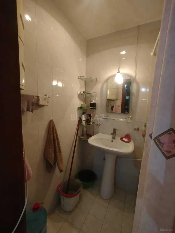 Satılır 4 otaqlı mənzil 100 m²