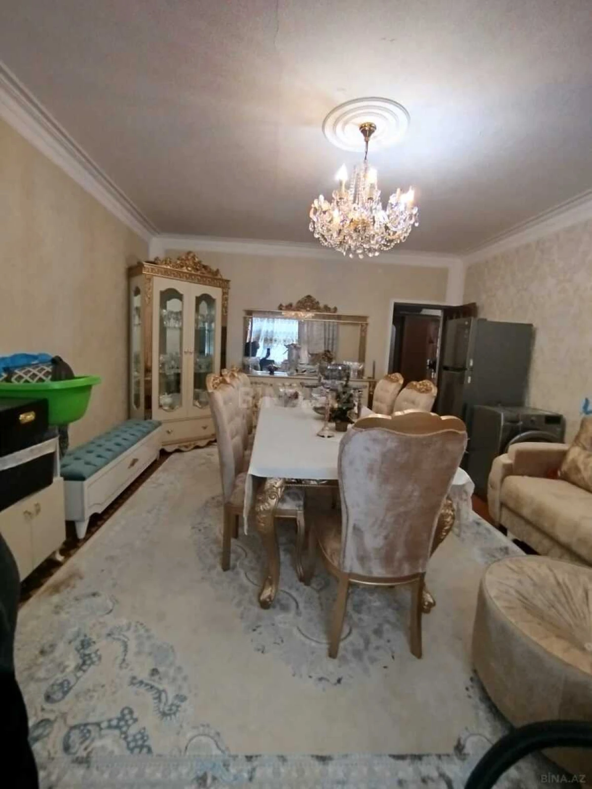 Satılır 4 otaqlı mənzil 100 m²