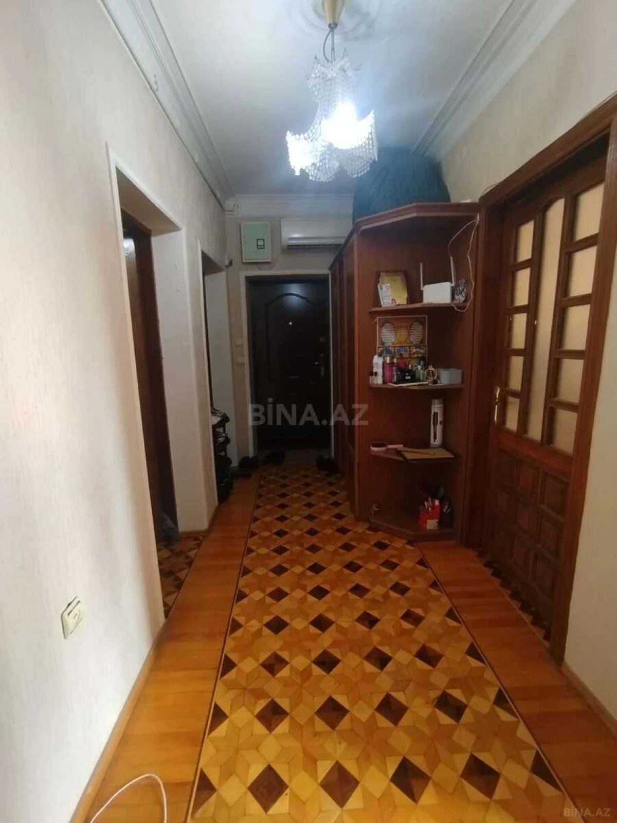 Satılır 4 otaqlı mənzil 100 m²