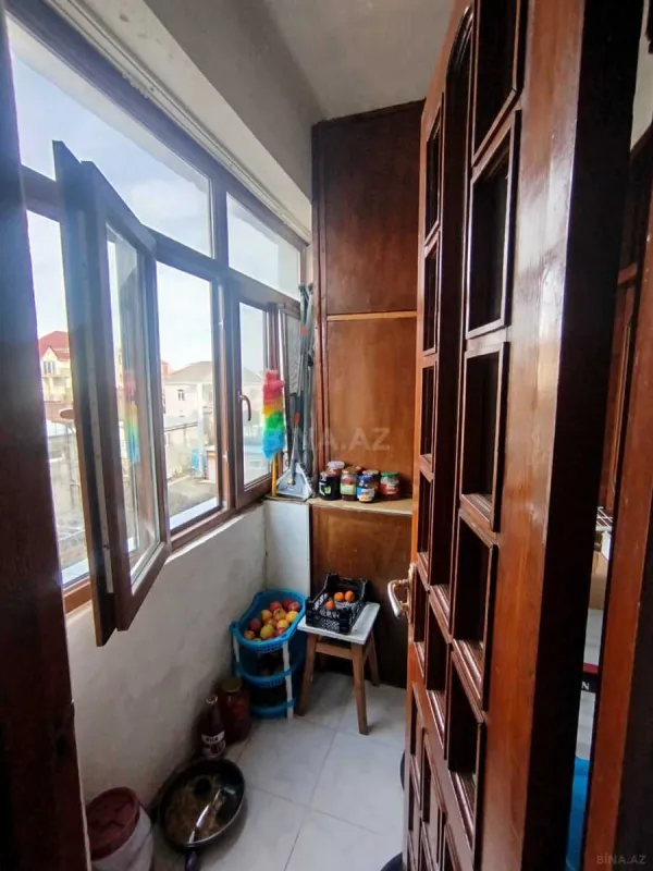 Satılır 4 otaqlı mənzil 100 m²