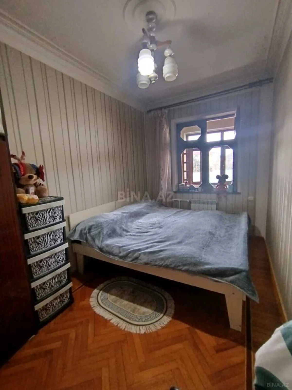 Satılır 4 otaqlı mənzil 100 m²