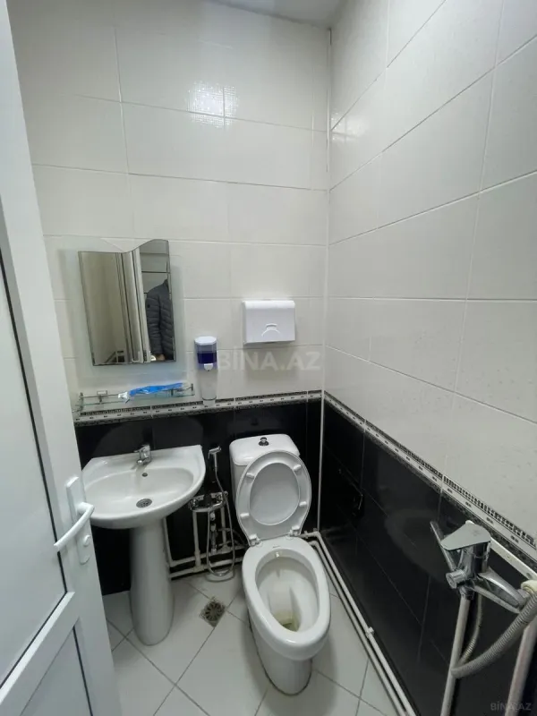 Kirayə verilir 5 otaqlı ofis 165 m²
