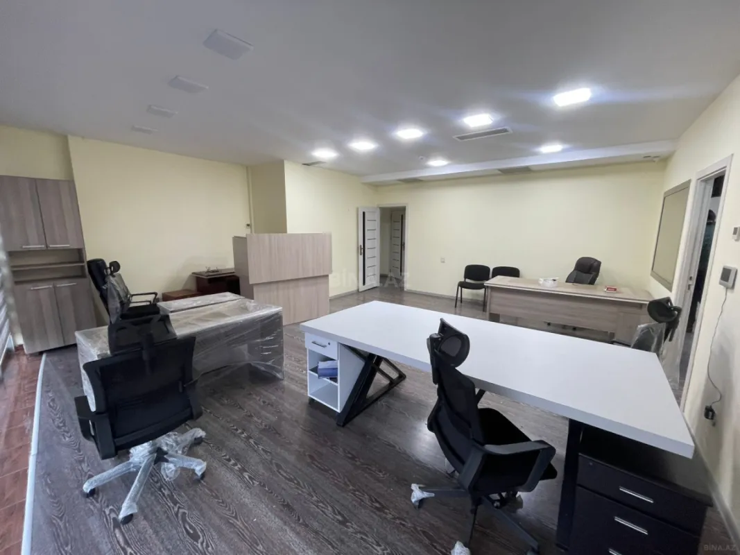 Kirayə verilir 5 otaqlı ofis 165 m²