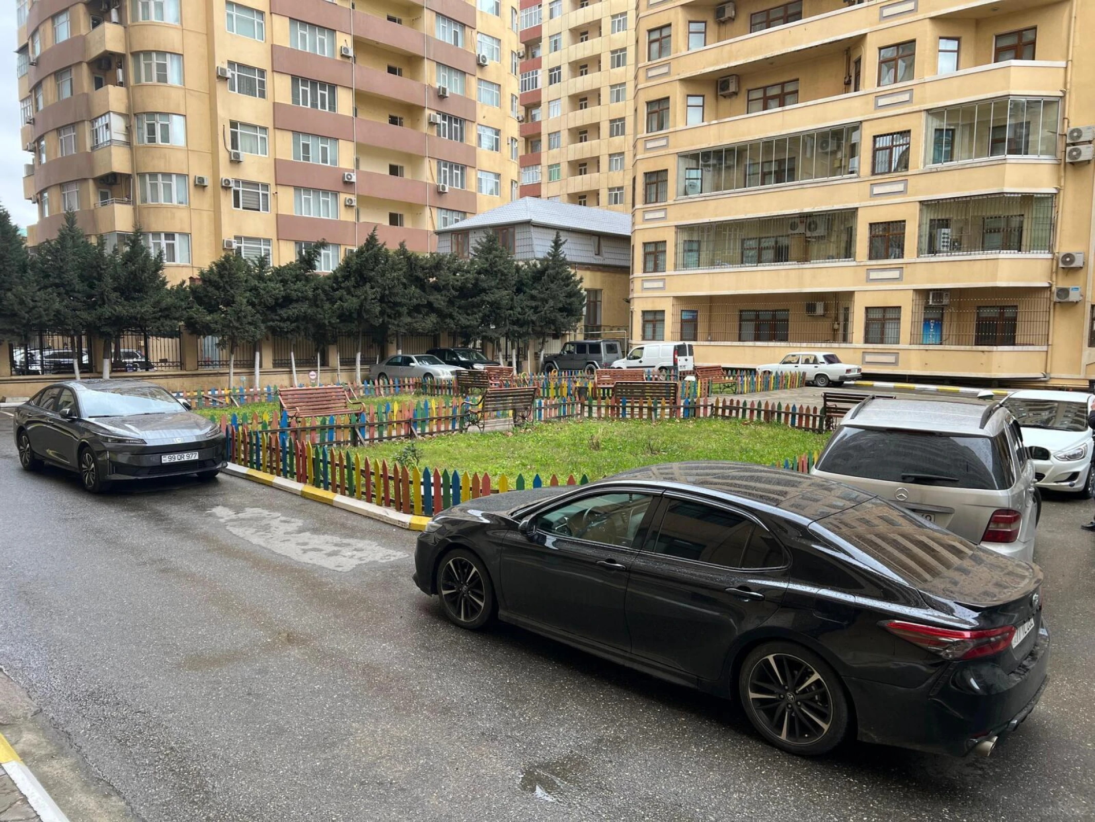 Satılır 3 otaqlı mənzil 150 m²