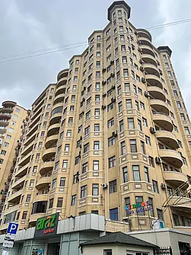 Satılır 3 otaqlı mənzil 150 m² — Bakı 3 otaq 150.00 m²
