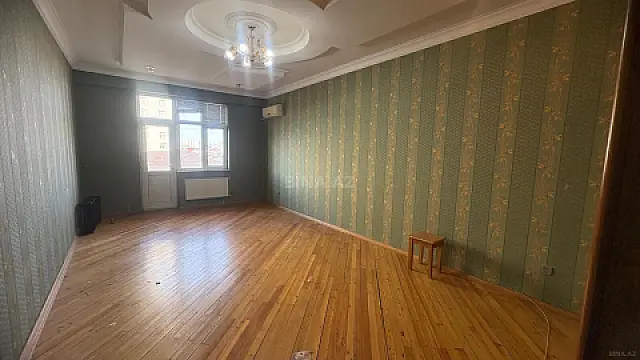 Satılır 3 otaqlı mənzil 122 m² — Bakı, Badamdar 3 otaq 122.00 m²