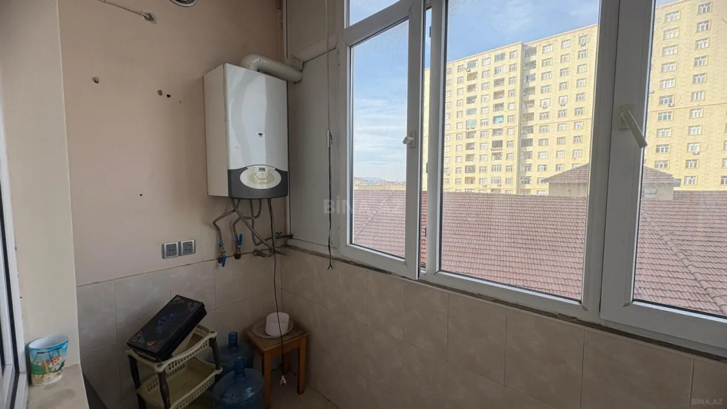 Satılır 3 otaqlı mənzil 122 m²