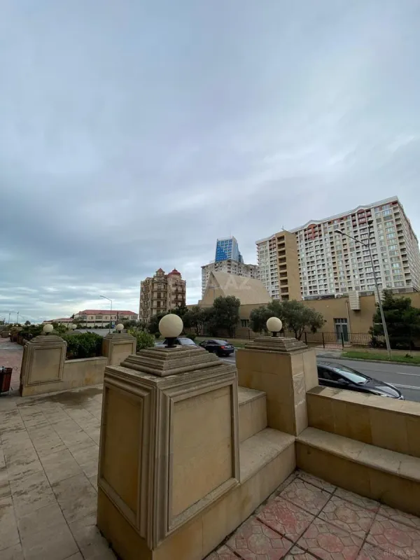 Kirayə verilir obyekt 80 m²