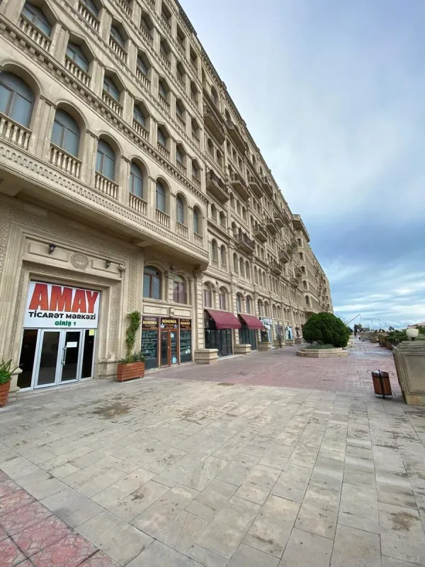 Kirayə verilir obyekt 80 m²