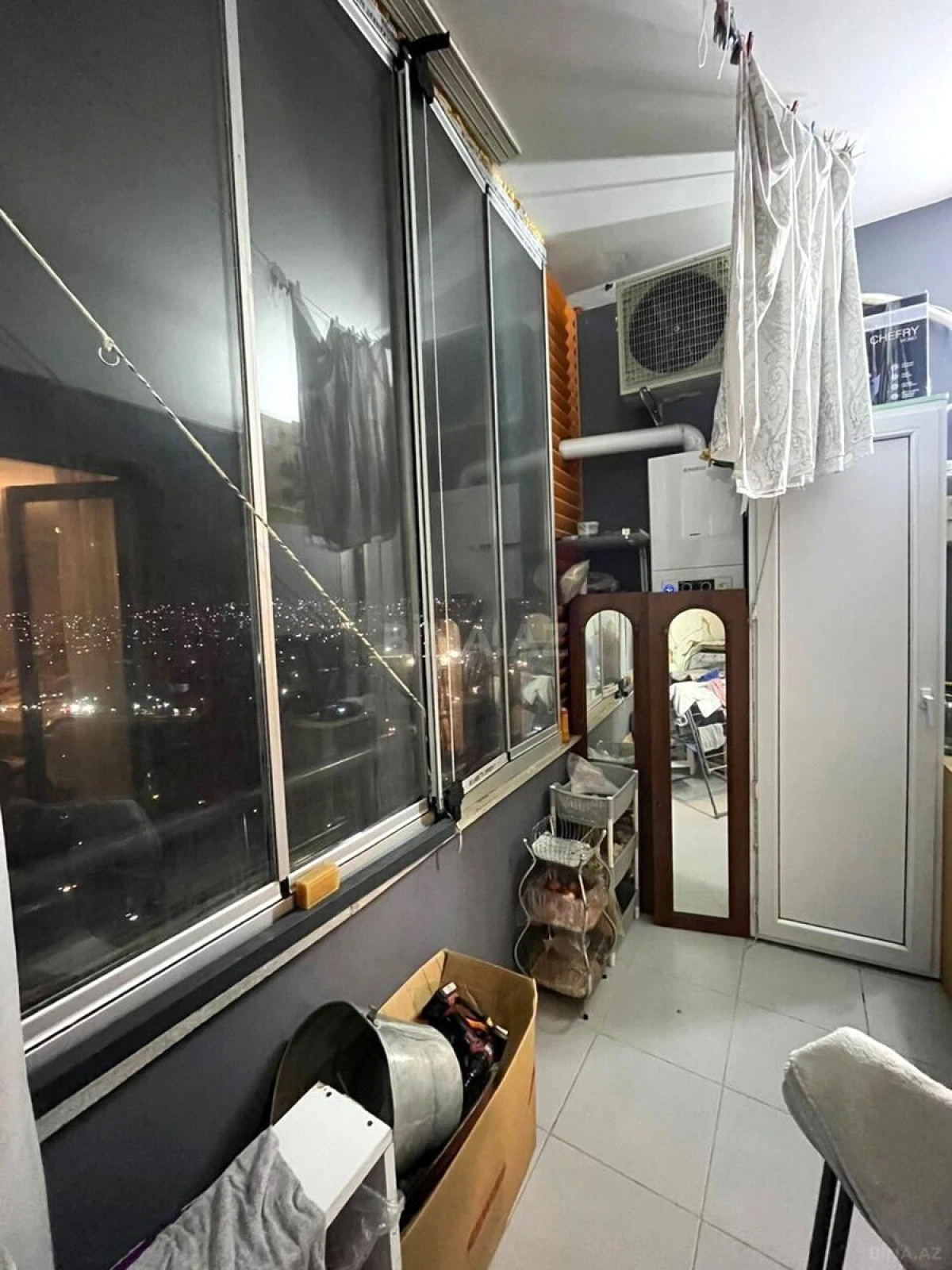 Satılır 3 otaqlı mənzil 95 m²