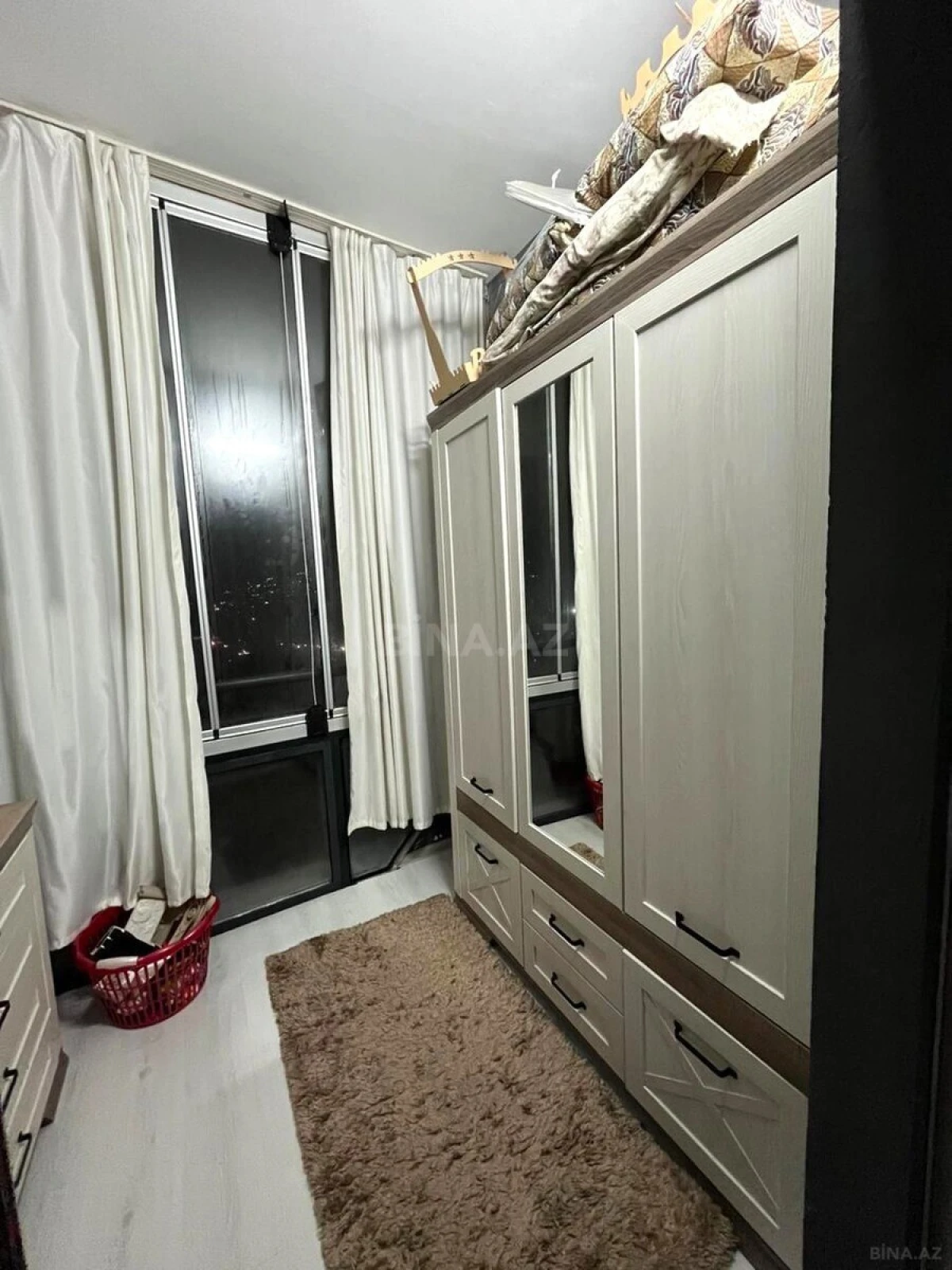 Satılır 3 otaqlı mənzil 95 m²