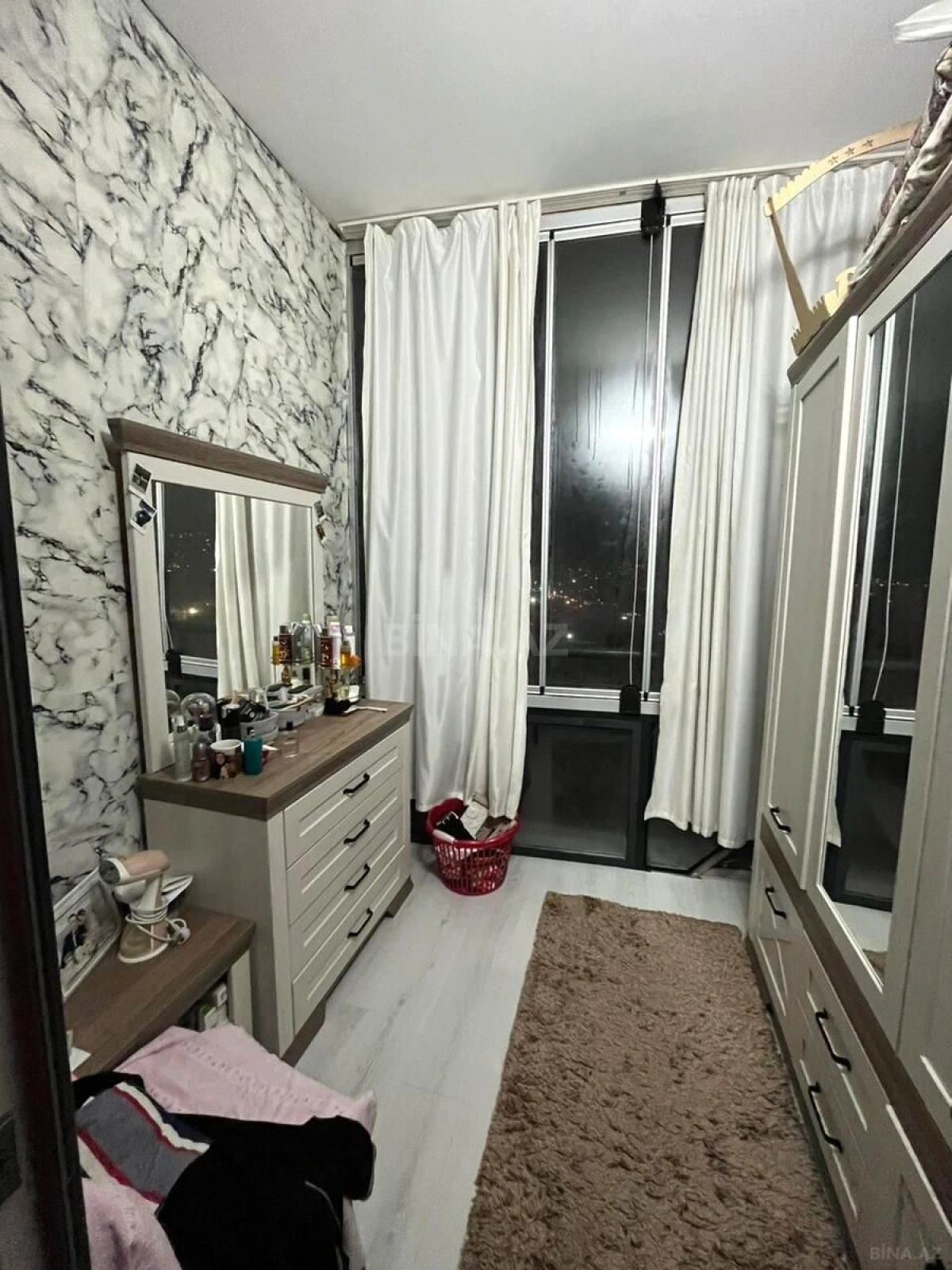 Satılır 3 otaqlı mənzil 95 m²