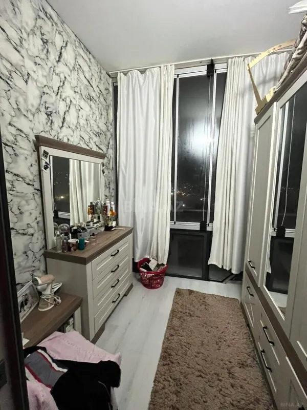 Satılır 3 otaqlı mənzil 95 m²