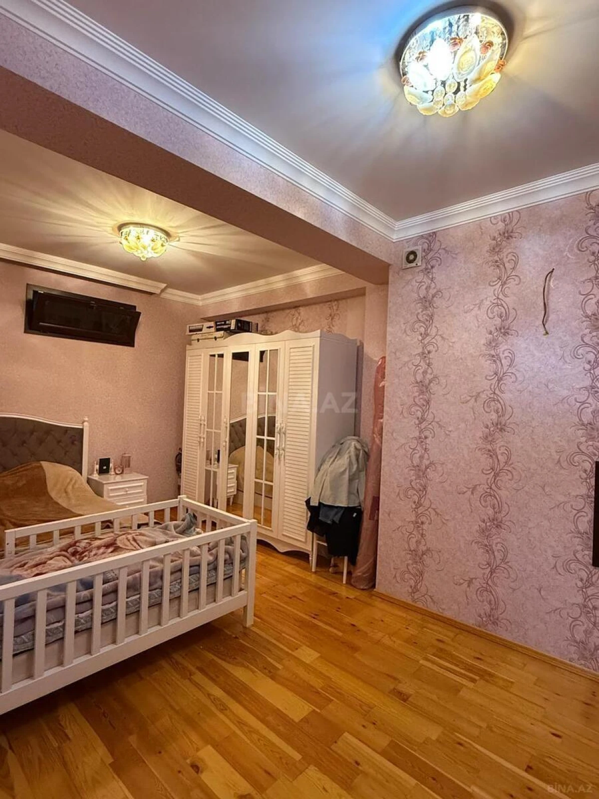 Satılır 3 otaqlı mənzil 100 m²