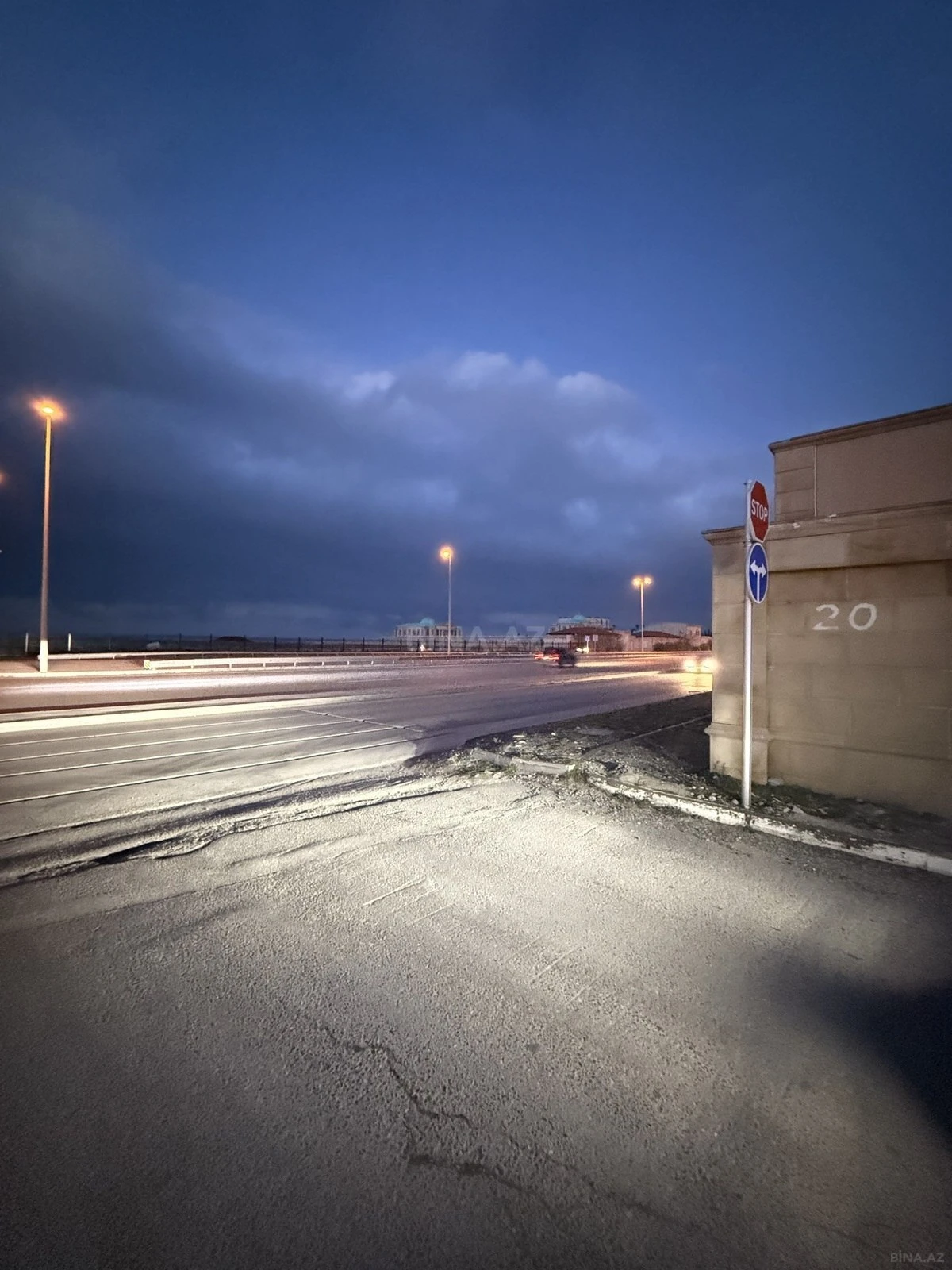 Satılır torpaq sahəsi 15 m²