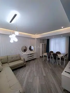 Kirayə verilir 2 otaqlı mənzil 110 m²