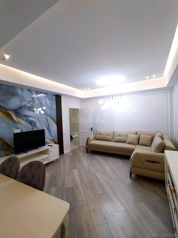 Kirayə verilir 2 otaqlı mənzil 110 m²