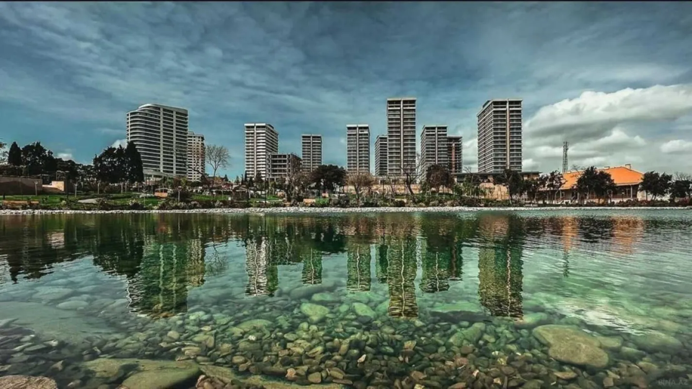 Satılır 2 otaqlı mənzil 65 m²