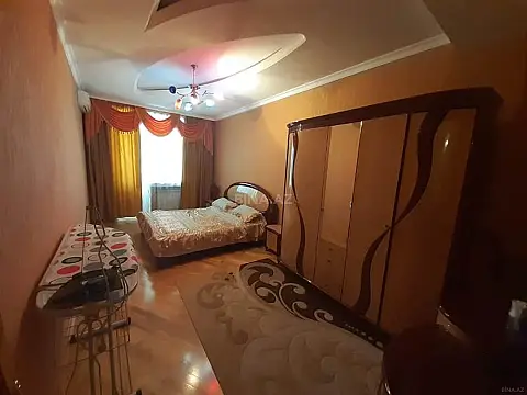 Satılır 2 otaqlı mənzil 90 m²