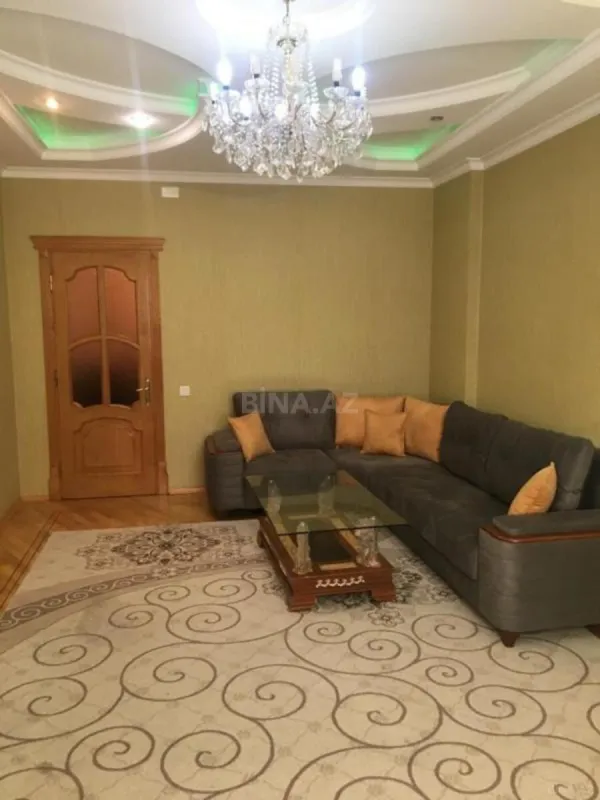 Satılır 2 otaqlı mənzil 90 m²