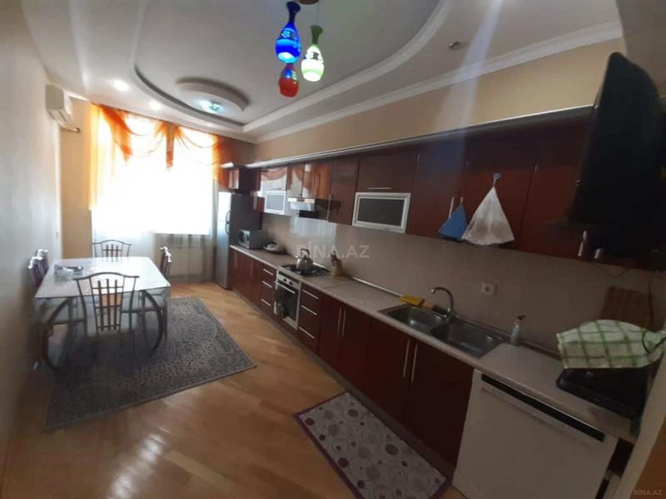 Satılır 2 otaqlı mənzil 90 m²
